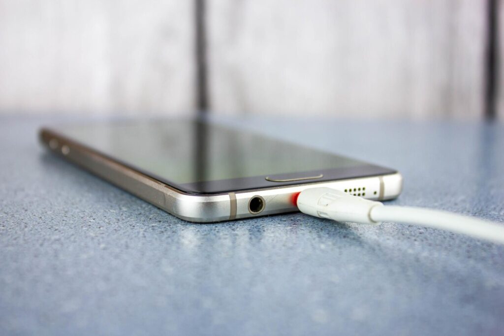 Smartphone chargingphone charging cable closeup 507676 402